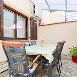 Daire Mendikovic 11022 Pula