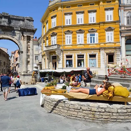 Lägenhet Mendikovic 11022 *