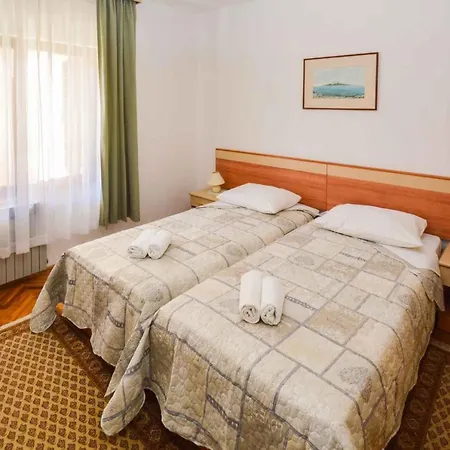 Apartament In Pula/istrien 11022 *