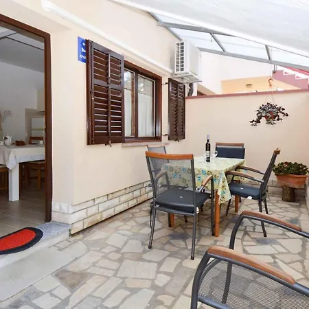 Mendikovic 11022 Pula