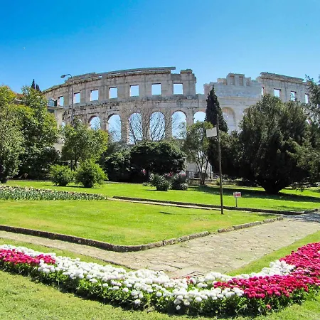 Appartement In - Istrien 11022 Pula