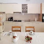 Apartment Mendikovic 11022 Pula