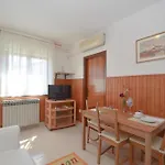 Apartment Mendikovic 11022 Pula